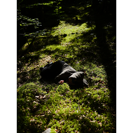 Pou, sieste sur le tapis de mousse, Grenoble